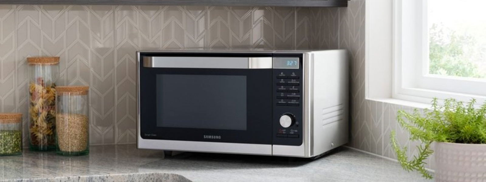 cuptor cu microunde bun