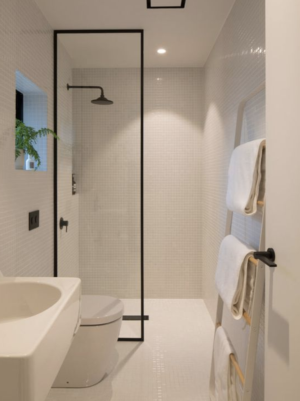 modele bai mici apartament