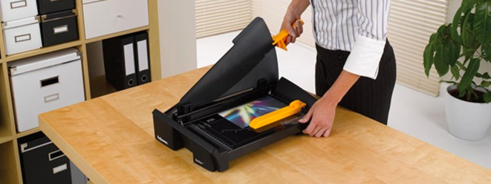 ghilotine hartii ieftine