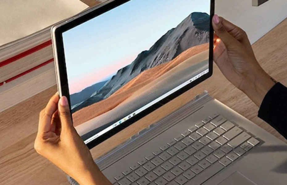 laptopuri 2 in 1 de top