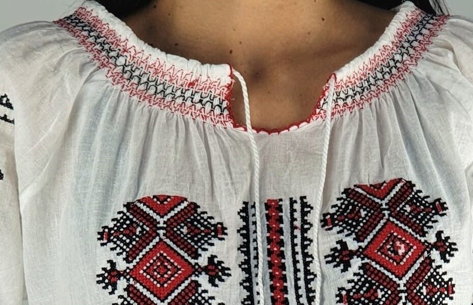 Cea mai buna ie traditionala
